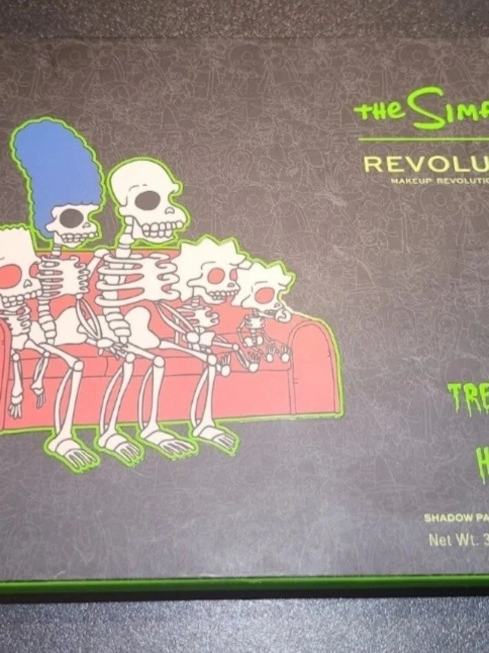Revolution TREEHOUSE OF HORROR The Simpsons SPOOKTACULAR Eye Shadow Palette NIB